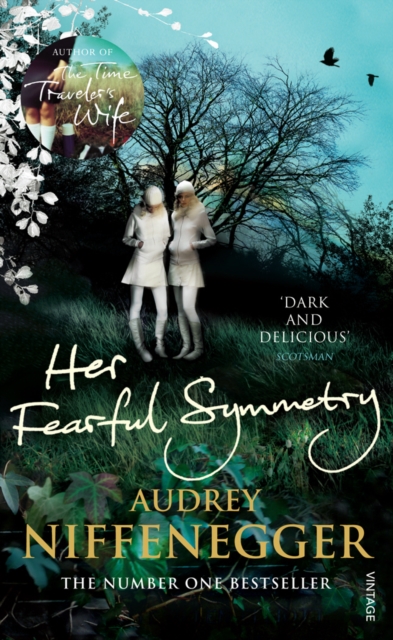 Her Fearful Symmetry, Paperback / softback Book