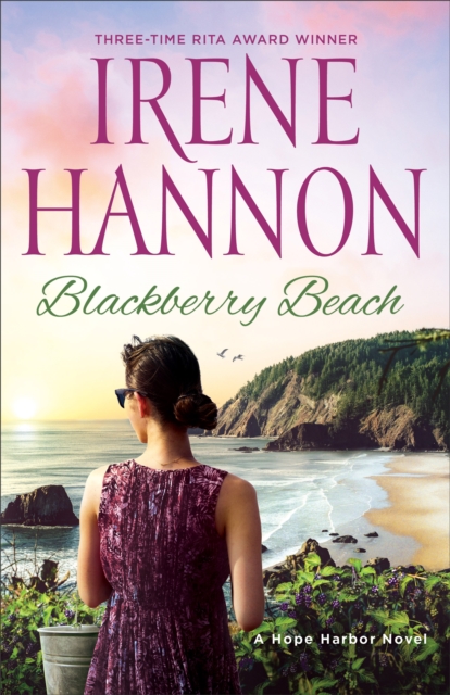 Blackberry Beach - A Hope Harbor Novel, Paperback / softback Book