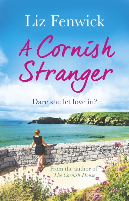 A Cornish Stranger : A page-turning summer read full of mystery and romance, Paperback / softback Book