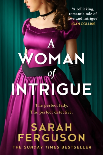 A Woman of Intrigue, Paperback / softback Book