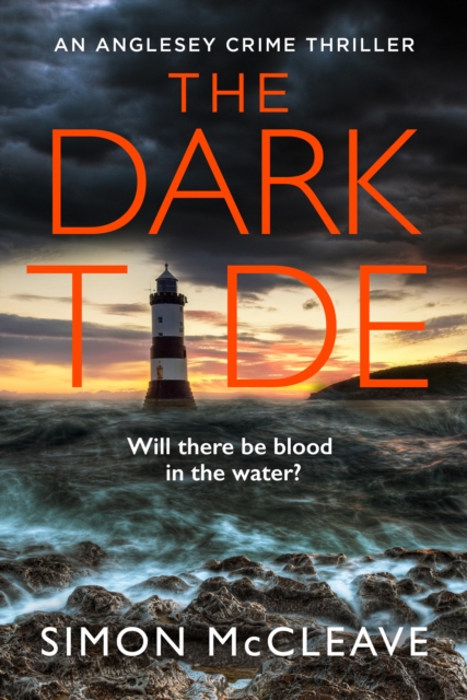 The Dark Tide, Paperback / softback Book