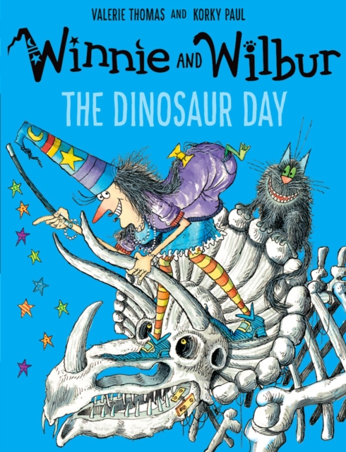 Winnie and Wilbur: The Dinosaur Day, Paperback / softback Book