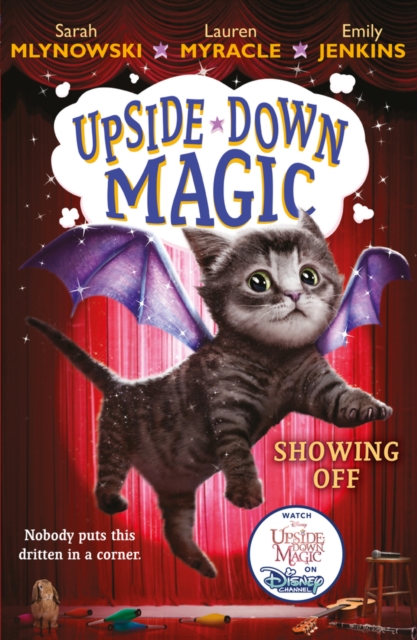 UPSIDE DOWN MAGIC 3: Showing Off (NE), Paperback / softback Book