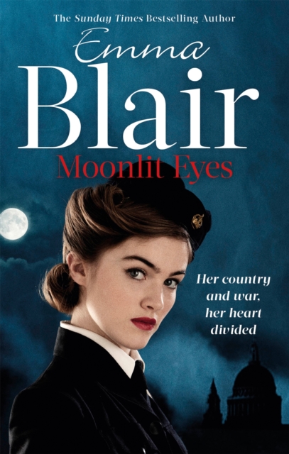 Moonlit Eyes, Paperback / softback Book