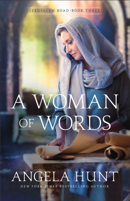 A Woman of Words, Paperback / softback Book