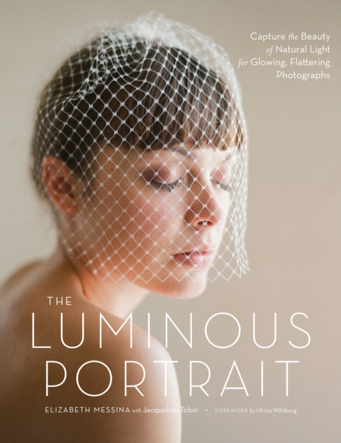 Luminous Portrait, The, Paperback / softback Book