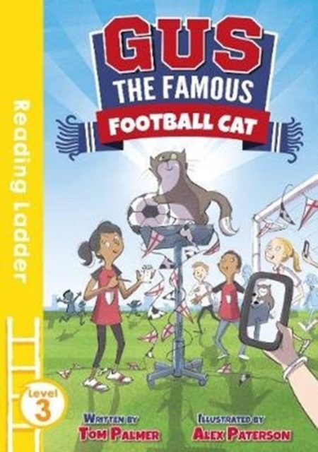Gus the Famous Football Cat, Paperback / softback Book