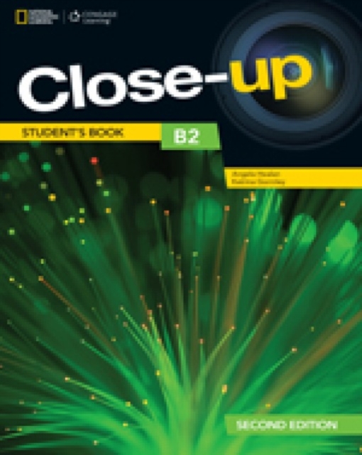 Close-up B2 with Online Student Zone, Multiple-component retail product Book