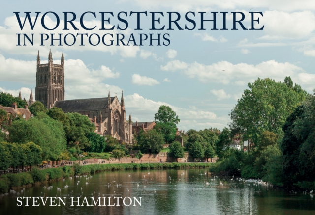 Worcestershire in Photographs, Paperback / softback Book