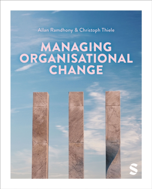 Managing Organisational Change, Paperback / softback Book