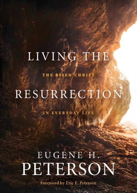 Living the Resurrection, Paperback / softback Book