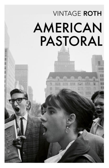 American Pastoral, Paperback / softback Book