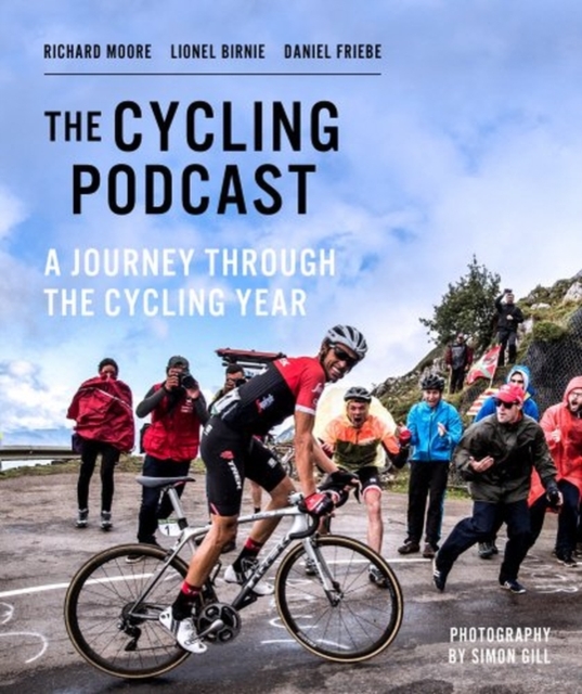 A Journey Through the Cycling Year, Paperback / softback Book
