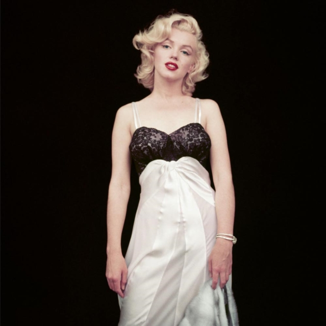 The Essential Marilyn Monroe : Milton H. Greene: 50 Sessions, Hardback Book