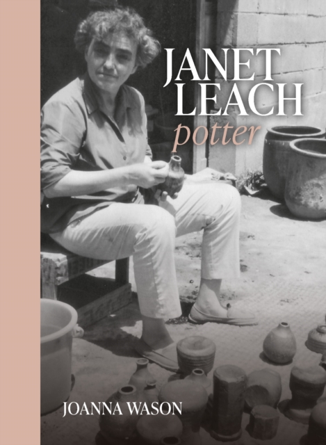 Janet Leach : Potter, Hardback Book